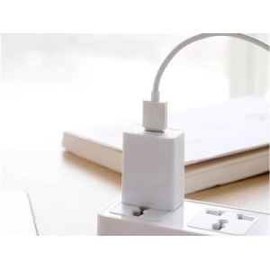 手機(jī)無(wú)線(xiàn)充電新規(guī)正式施行，充電功率上限提升至80W